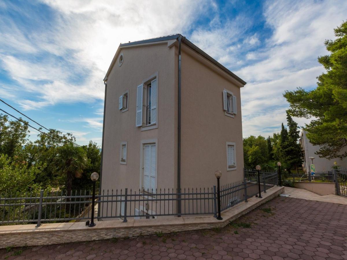 Apartment Villa Sara Dramalj Zewnętrze zdjęcie