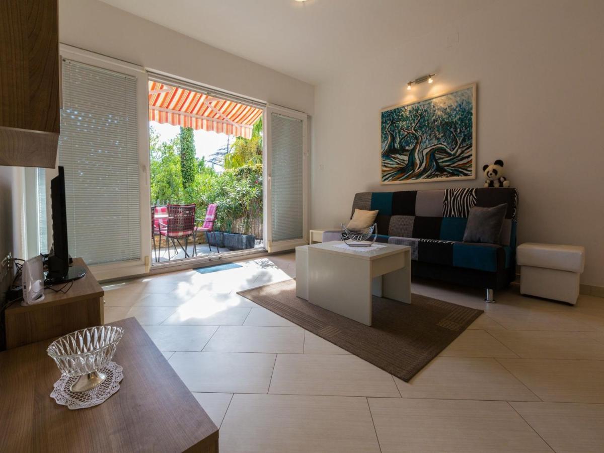 Apartment Villa Sara Dramalj Zewnętrze zdjęcie